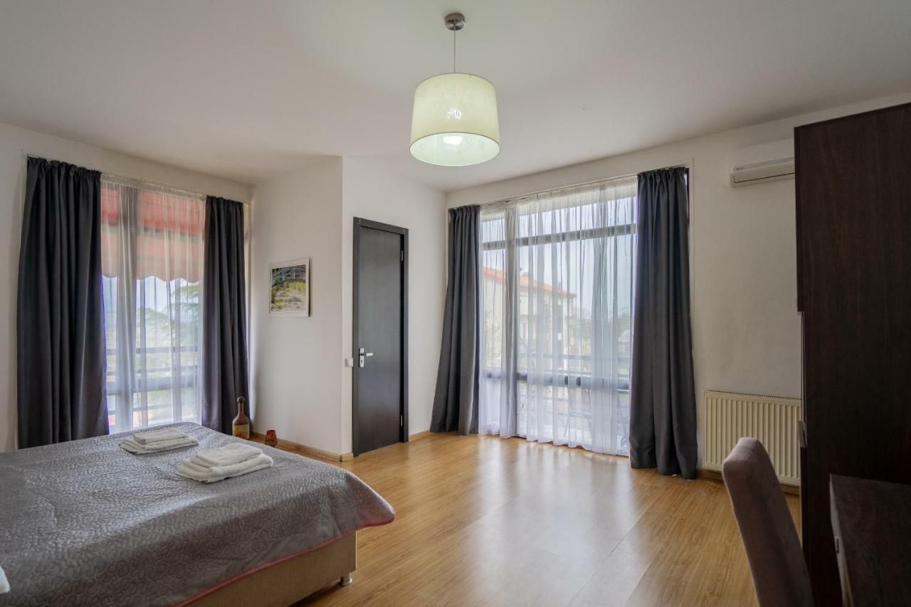 Vera View Hotel Tbilisi Zewnętrze zdjęcie